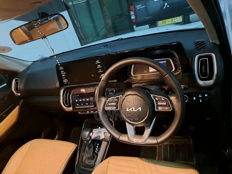 Kia Sonet Trim 2025
