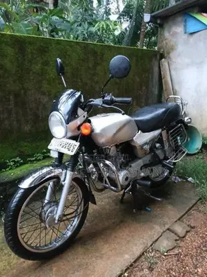 Bajaj Boxer 2004