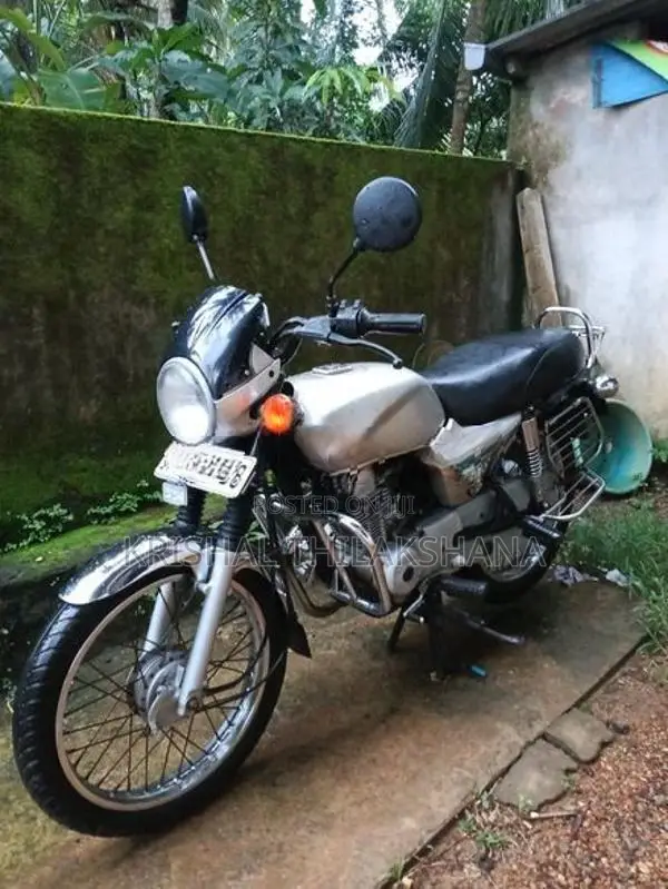 Bajaj Boxer 2004