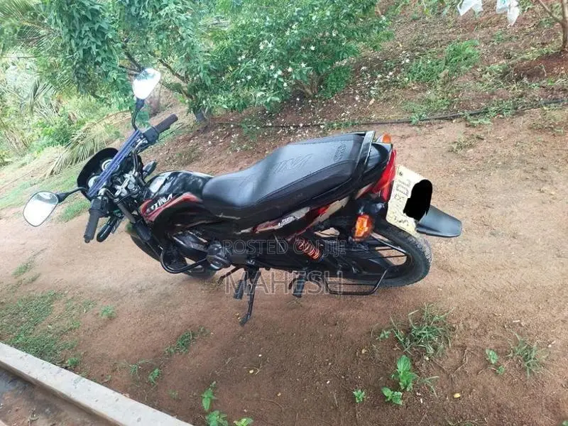 Bajaj Platina 100 ES 2016