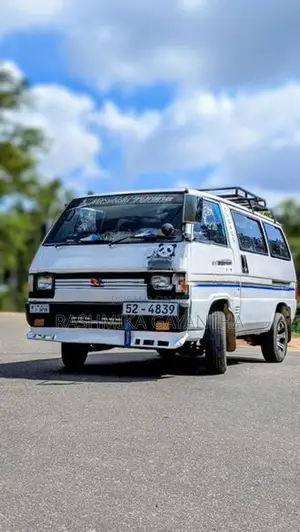Mitsubishi L300 1985