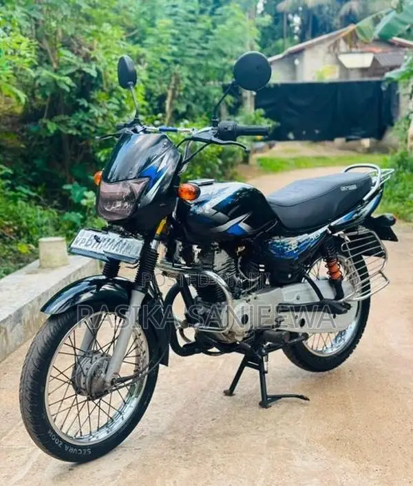 Bajaj CT100 2018