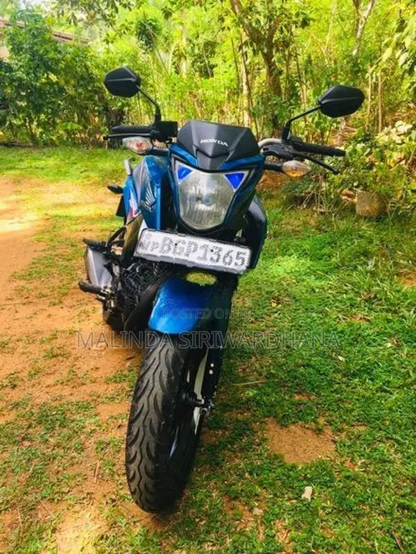 Honda CB Hornet 160R 2018