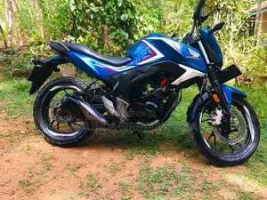 Honda CB Hornet 160R 2018