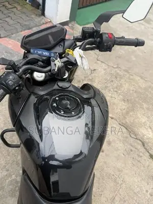 Bajaj Pulsar N160 2025