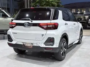 Toyota Raize Z 1.2 Hybrid 2026