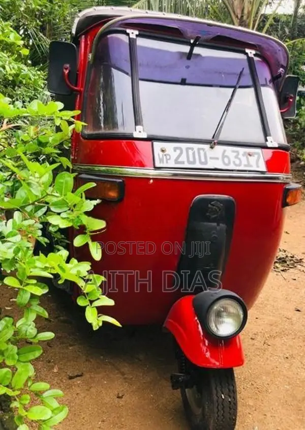 Bajaj RE 1994