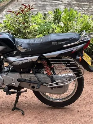 Bajaj CT100 2013