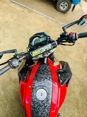 Yamaha FZS V1 2011