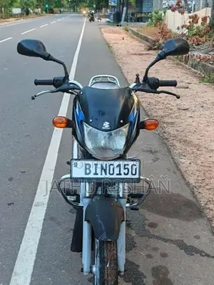 Bajaj CT100 2019