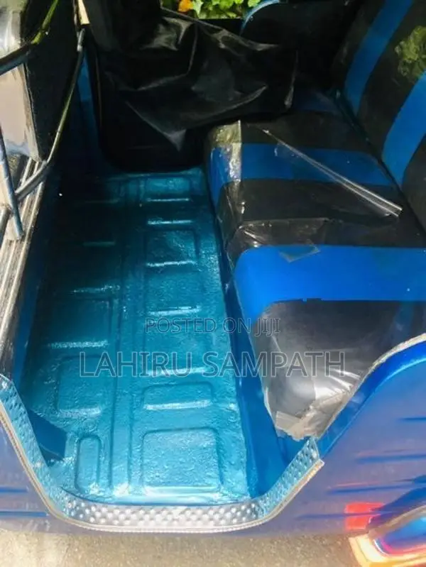 Bajaj RE 1997