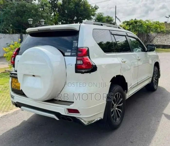 Toyota Land Cruiser Prado 150 TX 2015
