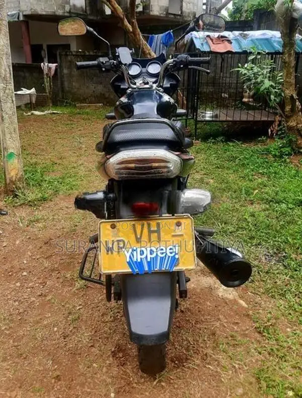 Bajaj Discover 2010