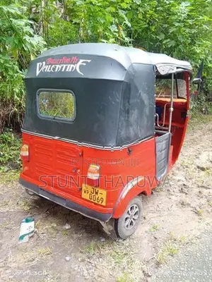Bajaj RE 2006