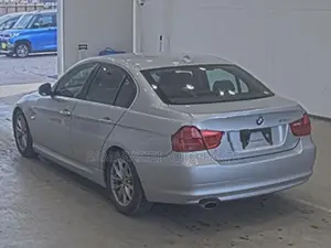 BMW 320i Parts