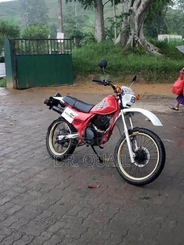 Honda XLR 200 2007