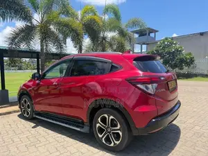 Honda Vezel Ivory Pack Z 2016