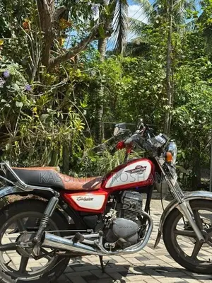 Honda CM Custom 2006