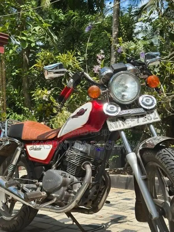 Honda CM Custom 2006