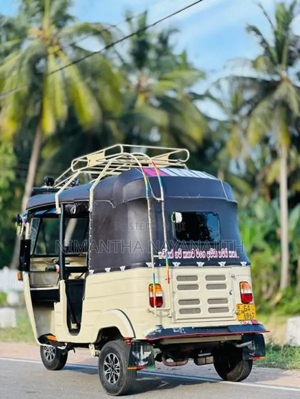 Bajaj RE 2stock 2000