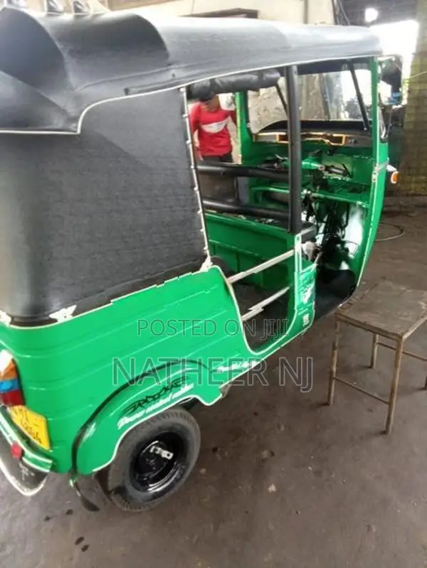 Bajaj RE 2003