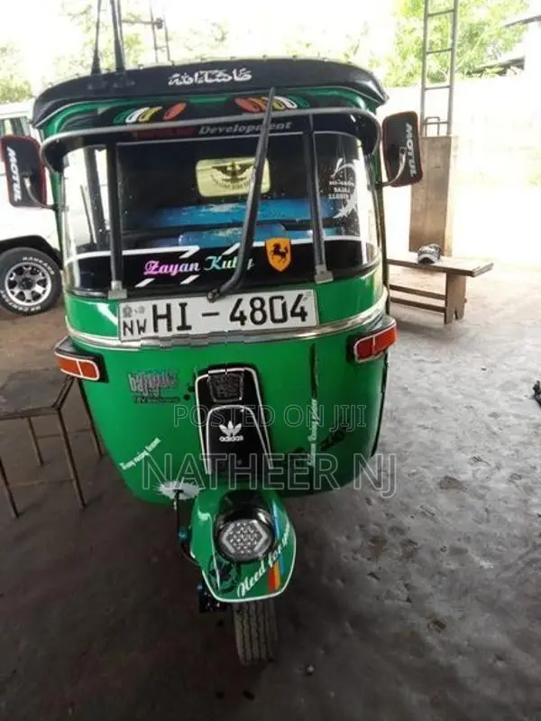 Bajaj RE 2003