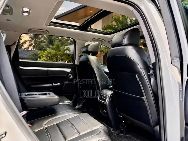 Honda CRV Sunroof 7 Seater 2018