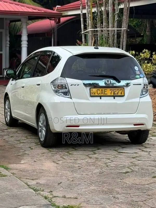 Honda Fit GP 1 2013