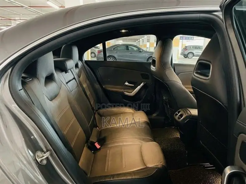 Mercedes Benz CLA 200 AMG Premium plus 2019