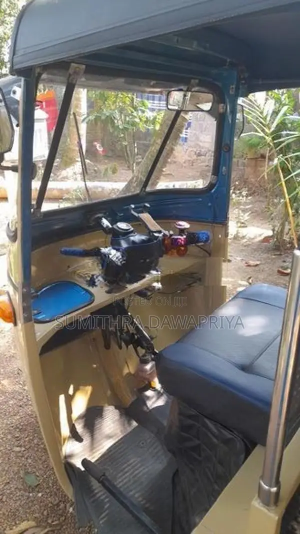 Bajaj RE 202 1965