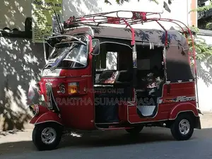 Bajaj RE 2011