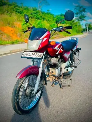 Bajaj CT100 2013