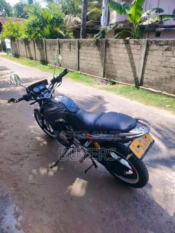 Bajaj Pulsar 135 2012