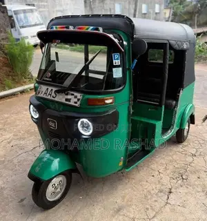 Bajaj RE 205 FL 2014