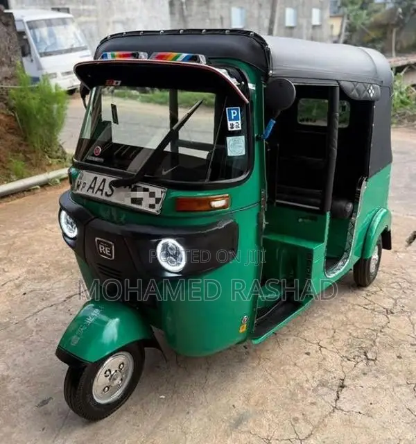 Bajaj RE 205 FL 2014