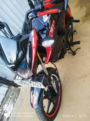 Honda Twister 2012