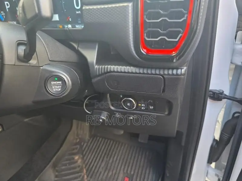 Ford Raptor Ranger 3 L Petrol 2025