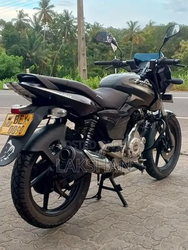 Bajaj Pulsar 150 2016