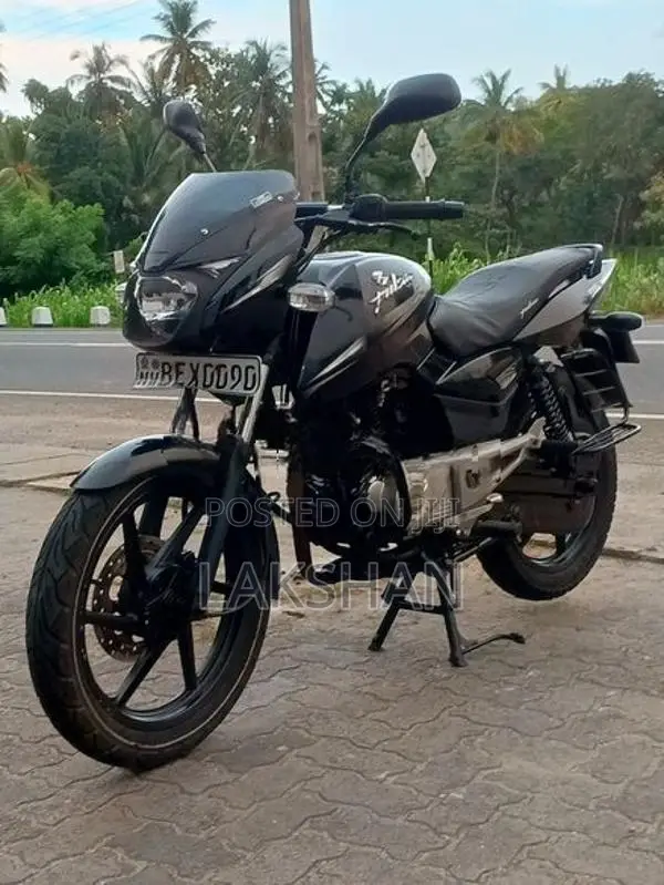 Bajaj Pulsar 150 2016