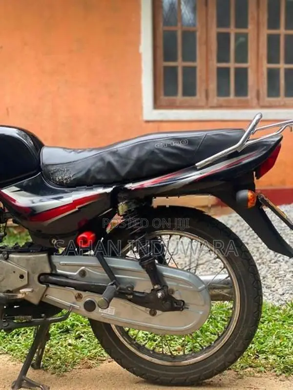 Bajaj CT100 2008