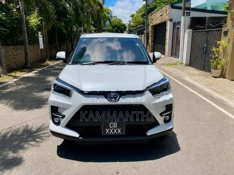 Toyota Raize Z Hybrid 2025