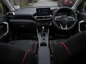 Toyota Raize Z Hybrid 2025