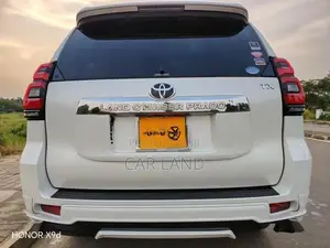 Toyota Land Cruiser Prado CBD 1st owner 2018