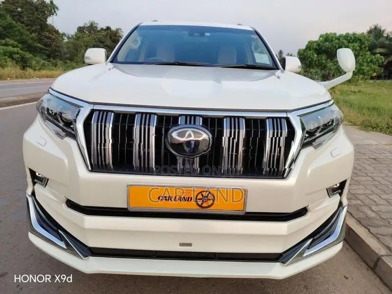 Toyota Land Cruiser Prado CBD 1st owner 2018