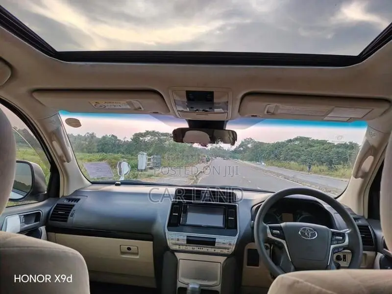 Toyota Land Cruiser Prado CBD 1st owner 2018