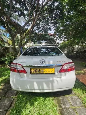 Toyota Premio G Superior 2013