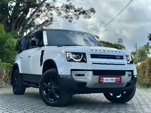 Land Rover Defender 7 seater P300 SE 2025