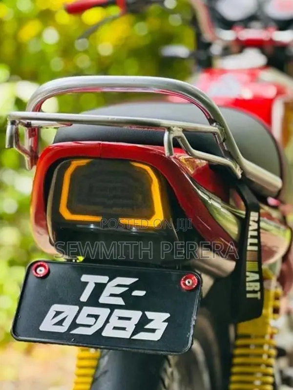 Bajaj CT100 2006