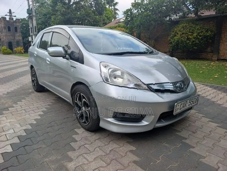 Honda Fit Shuttle GP2 2013