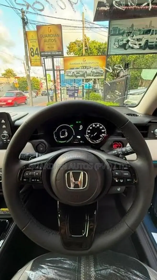 Honda Vezel Z PLAY 2026